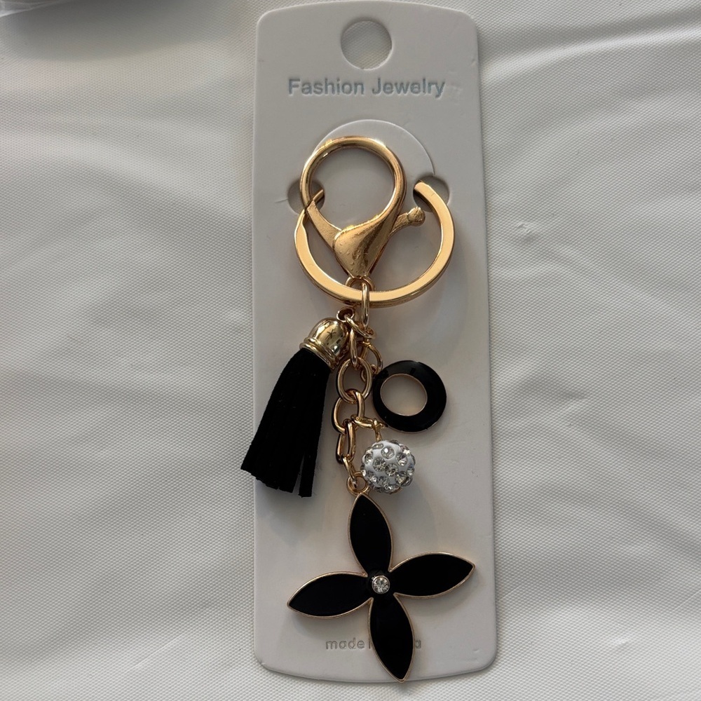 Fashion Jewelry Black and Gold Floral Keychain/Bag Charm